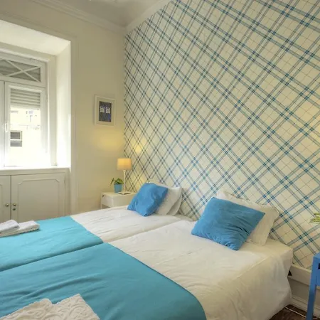 Angola - 8bedrooms Apartment *