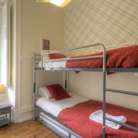 Daire Angola - 8bedrooms Lisboa