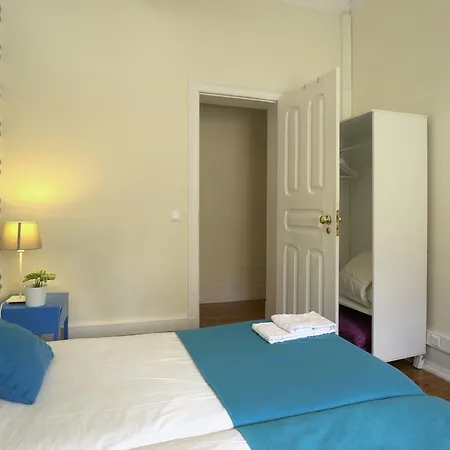 Appartement Angola - 8bedrooms Lissabon